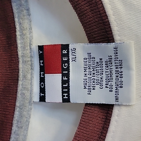 Tommy Hilfiger T shirt - Picture 4 of 5